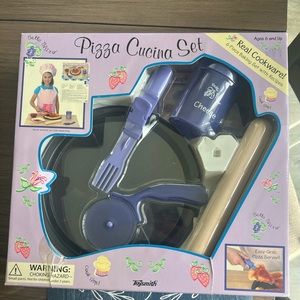 Bella Bistro Pizza Cucina Set~6 Pc Baking Set Includes Real Cookware for Kids 6+